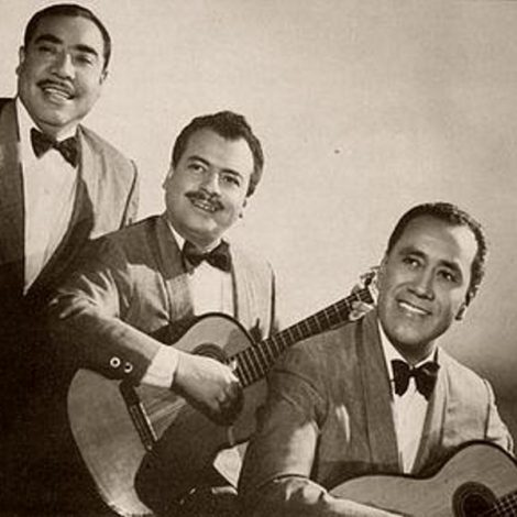 LOS TRES DIAMANTES