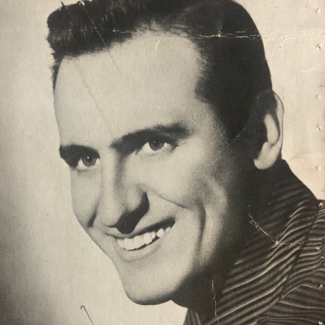 MANOLO ESCOBAR